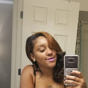 Meet your Posher, Lovely